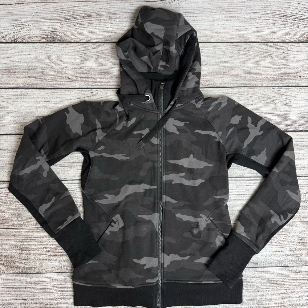 Athleta Women’s Camo Zip-Up Hoodie Black/Grey Triumph Small